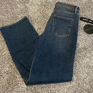 NWT. Articles Of Society Women's Village Straight Bleeker Denim Jean